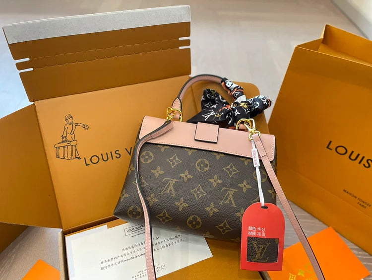 Louis LOCKY BB size: 23 cm