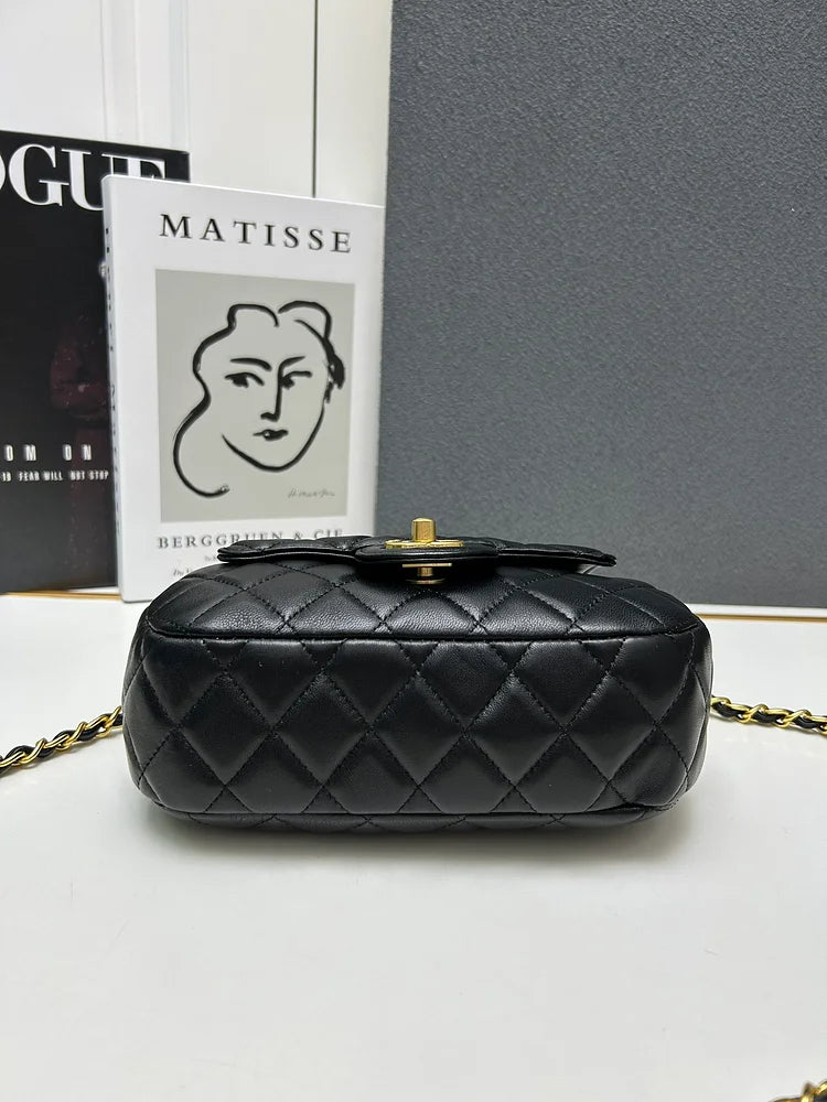 CC 24c coco women handbag size: 11.2*20.5*5.5 cm
