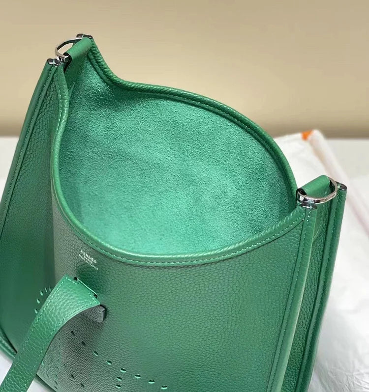 H Evelyne29 new arrival 04 size : 29*30 cm