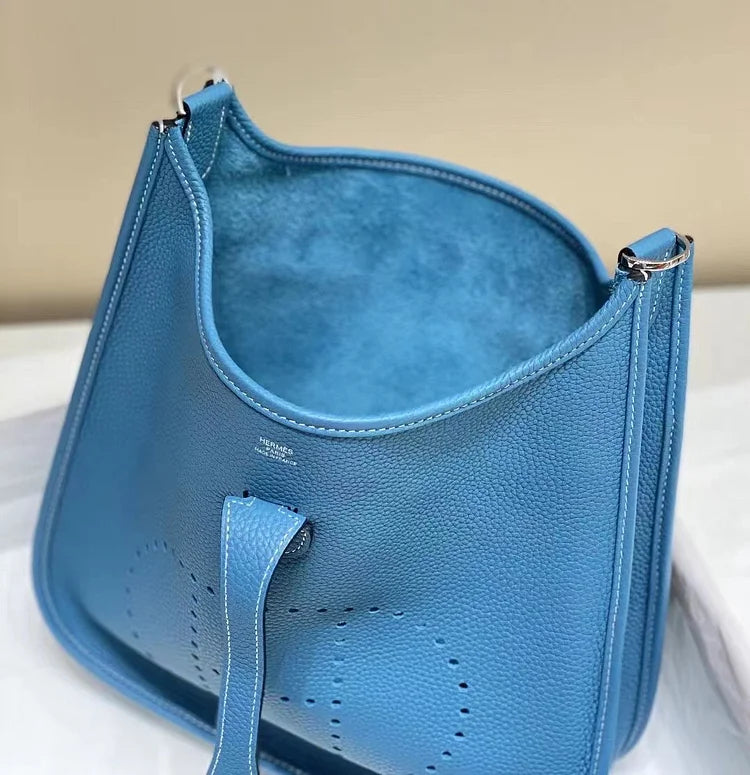 H Evelyne29 new arrival 05 size : 29*30 cm