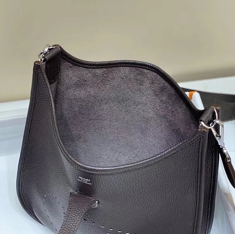 H Evelyne29 new arrival 06 size : 29*30 cm