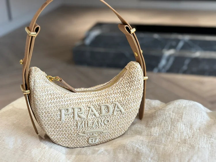 Pra new arrival bag size: 22 * 12cm
