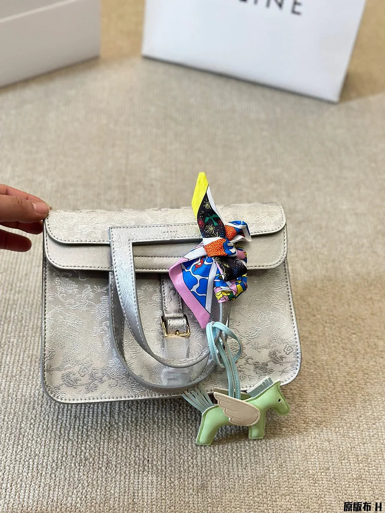 H Halzan new arrival bag size: 25 *17cm
