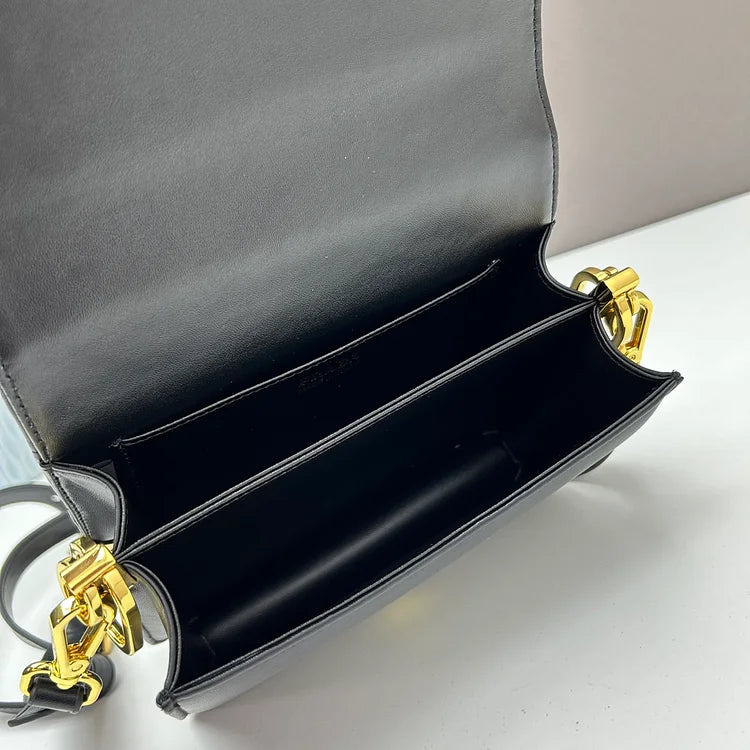 Pra new arrival bag size : 20*14*8CM