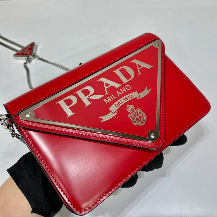 Pra Brushed Shoulder Bag Red For Women, Women’s Bags 6.7in/17cm 1BH189_ZO6_F02SB_V_5KO