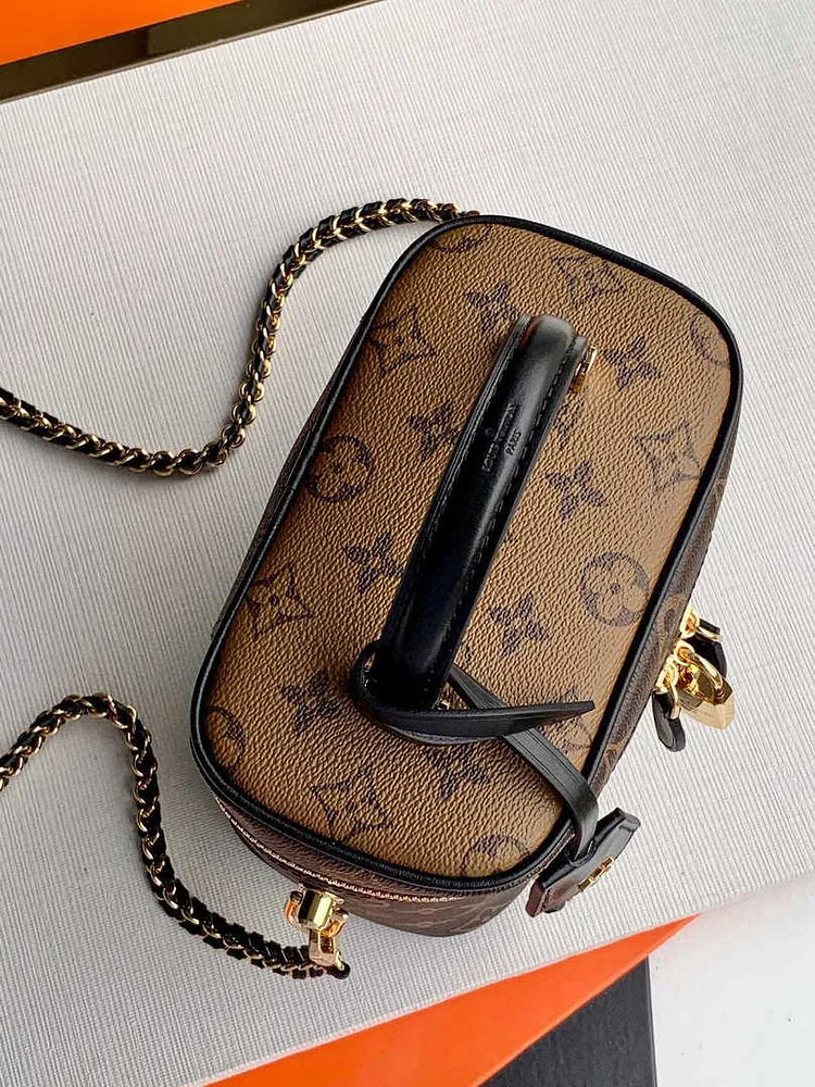 Louis M45165 Vanity Pm Monogram Bag