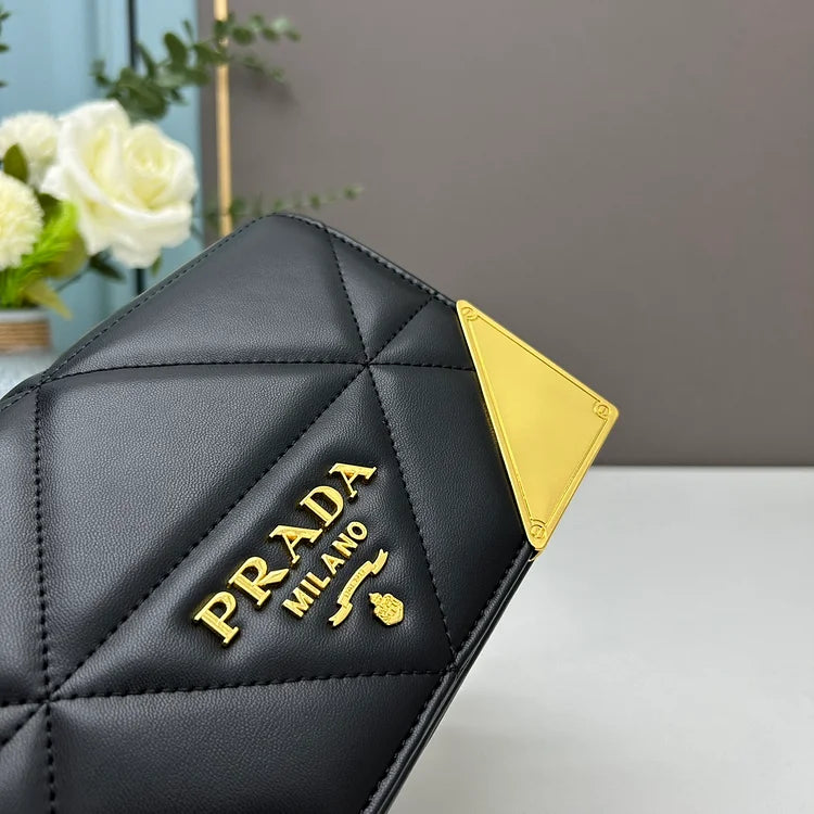 Pra new arrival bag size : 20*14*8CM