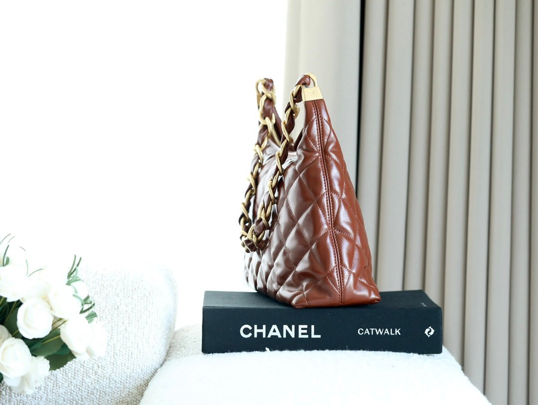 CC 24A new arrival L π‘πππΊππ½π Hobo bag in 4 colours