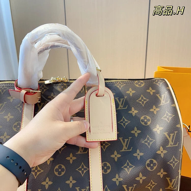 Louis keepall bag size : 45*21*24cm