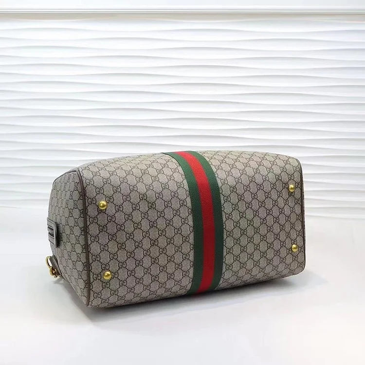 GC443 Gc Savoy Medium Duffle Bag/ 16.5″W x 10.6″H x 10.5″D