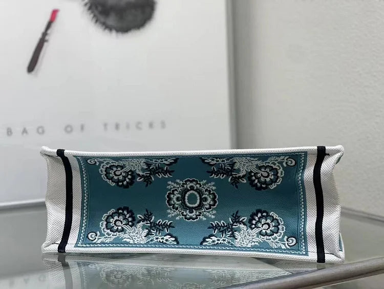 D Book Tote NEW arrival bag