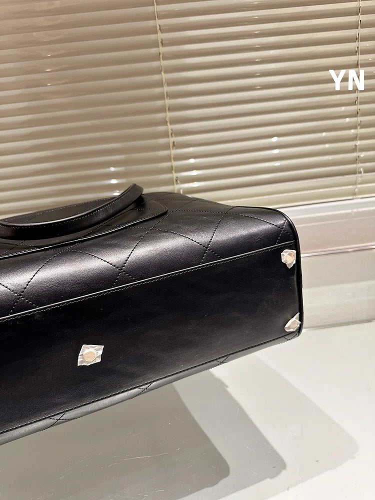Cc 23c maxi new arrival bag size : 43 30cm