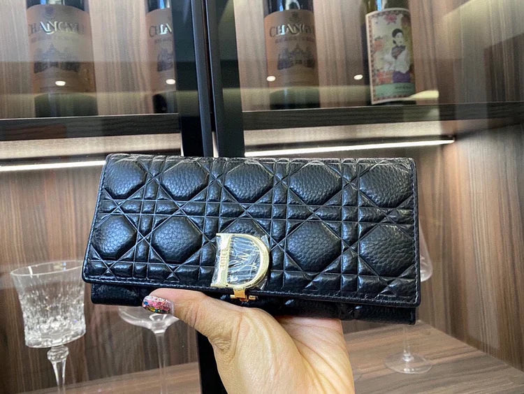 D new arrival women wallet size : 19 *10 cm