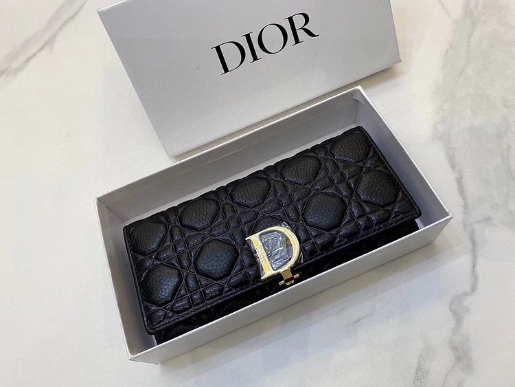 D new arrival women wallet size : 19 *10 cm