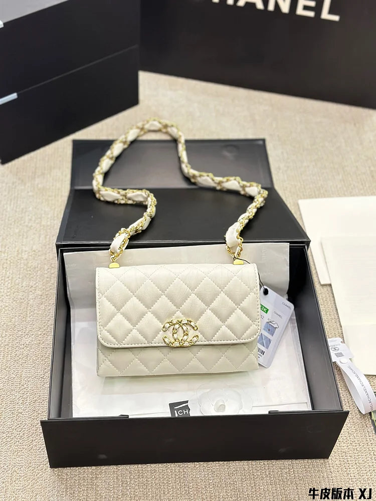 cc Vintage 23k new arrival bag size :19*13 cm